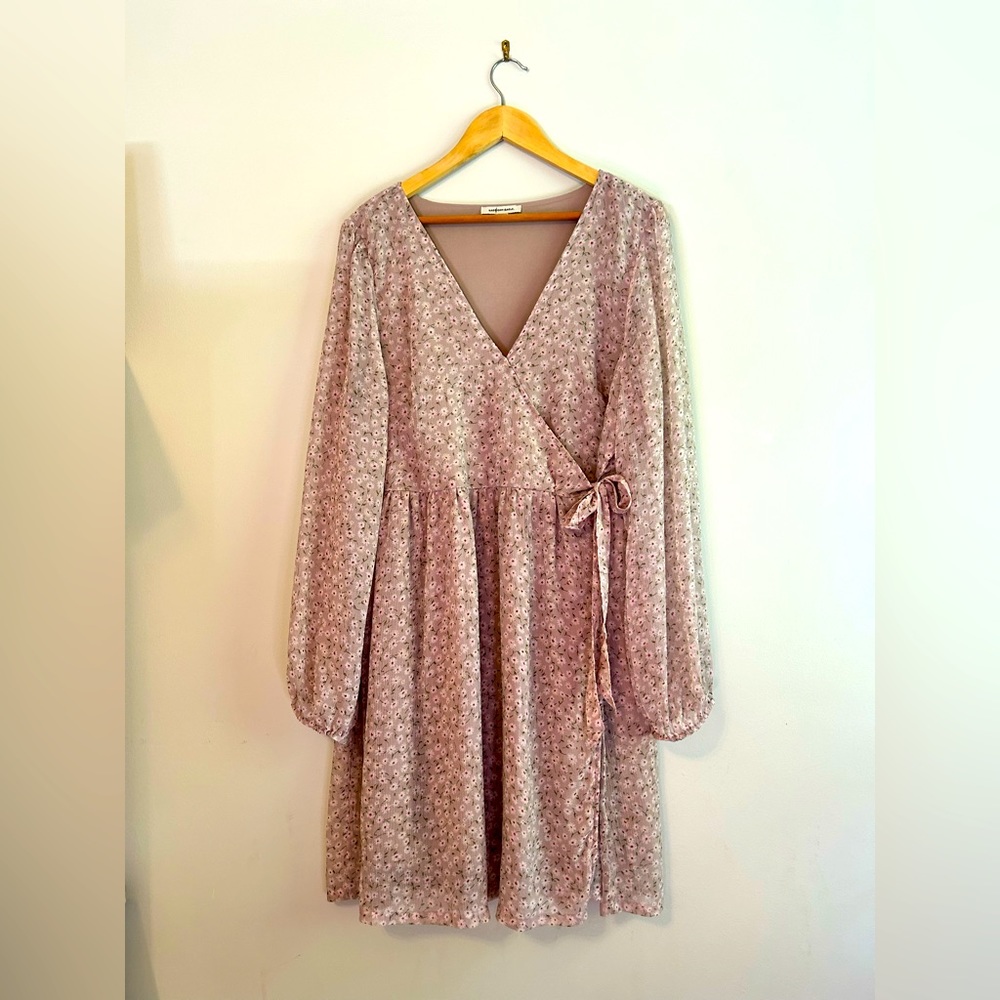 Flower wrap dress